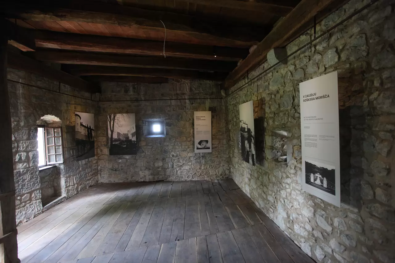 V Kobdiljskem stolpu stolpu se je uredilo razstavo. V kletnem prostoru se je uredilo multimedijski prostor za različne namene.