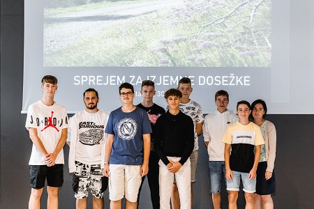 ObcinaKomen_SprejemZaIzjemneDosezke_FotoAnaRojc-11.jpg